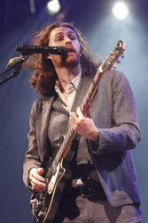 Певец Hozier выступил на музыкальном фестивале Estereo Picnic в Боготе