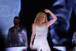 Shakira In Concert - Montreal