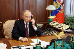 President Putin's phone call with Volobuyev, head of Kursk Region's Belovsky District