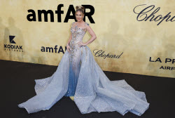 Гала-вечер amfAR в рамках 78-го Каннского кинофестиваля