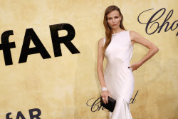 Гала-вечер amfAR в рамках 78-го Каннского кинофестиваля
