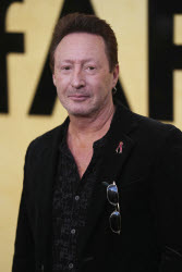 Гала-вечер amfAR в рамках 78-го Каннского кинофестиваля