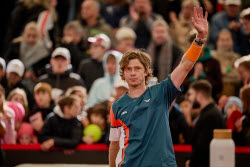 Теннисный турнир ATP 500 в Гамбурге, четвертьфинал: Андрей Рублев (Россия) - Лучано Дардери (Италия) - 6:1, 3:6, 6:3