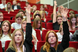 Встреча главы Лиги безопасного интернета Мизулиной с молодежью в Краснодаре