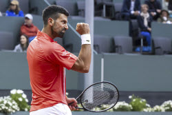 Теннисный турнир Geneva Open, 1/4 финала: Маттео Арнальди (Италия) - Новак Джокович (Сербия) - 4:6, 4:6