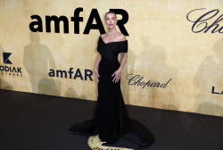 Гала-вечер amfAR в рамках 78-го Каннского кинофестиваля
