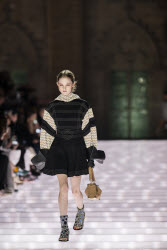 Louis Vuitton Cruise 2026 Runway - Avignon