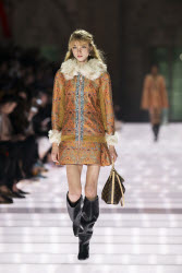 Louis Vuitton Cruise 2026 Runway - Avignon