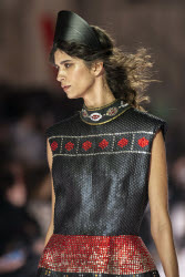 Louis Vuitton Cruise 2026 Runway - Avignon