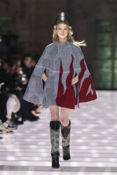 Louis Vuitton Cruise 2026 Runway - Avignon