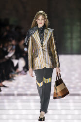 Louis Vuitton Cruise 2026 Runway - Avignon