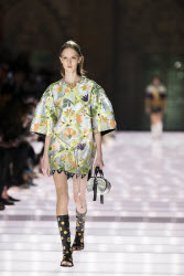 Louis Vuitton Cruise 2026 Runway - Avignon