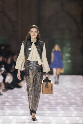 Louis Vuitton Cruise 2026 Runway - Avignon