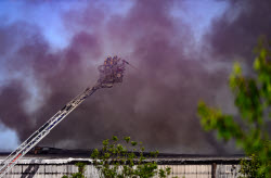 Fire at recycling center in Dresden