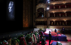 Farewell to Bolshoi Ballet choreographer Yuri Grigorovich in Moscow