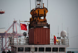 Yangluo port in Wuhan: gateway to the sea