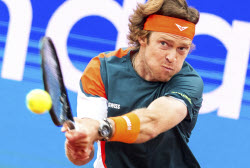 Теннисный турнир ATP 500 в Гамбурге, 1/2 финала: Феликс Оже-Альяссим (Канада) - Андрей Рублев (Россия) - 1:6, 4:6