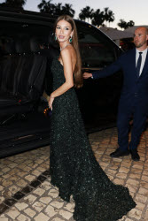Cannes Mimi Keene leaves Hotel Martinez MP