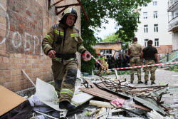 Последствия взрыва газа в Донецке