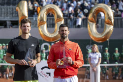 Теннисный турнир Geneva Open, финал: Хуберт Хуркач (Польша) - Новак Джокович (Сербия) - 7:5, 6:7 (2:7), 6:7 (2:7)
