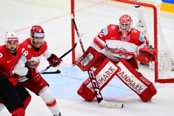 2025 IIHF Ice Hockey World Championship semi-finals - Switzerland vs Denmark