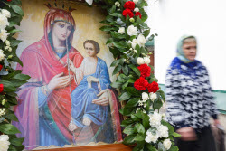 Religious procession marks Day of Slavic Literature and Culture in Novosibirsk, Russia