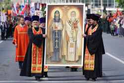 Religious procession marks Day of Slavic Literature and Culture in Novosibirsk, Russia