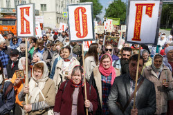 Religious procession marks Day of Slavic Literature and Culture in Novosibirsk, Russia