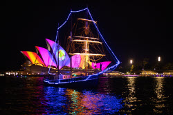 Ежегодный фестиваль музыки и света Vivid Sydney 2025 в Сиднее