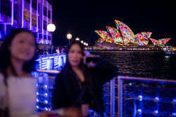 Ежегодный фестиваль музыки и света Vivid Sydney 2025 в Сиднее