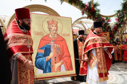 (+VIDEO) Sevastopol marks Day of Baptism of St Prince Vladimir and his retinue