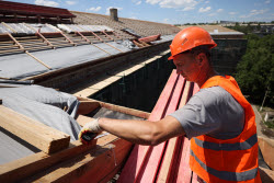 Repair and refurbishment work in Lugansk
