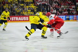 2025 IIHF Ice Hockey World Championship 3rd place play-off - Sweden vs Denmark