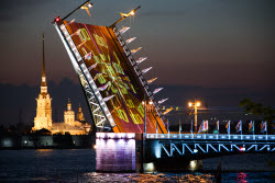 Singing Bridges light and music show in St Petersburg