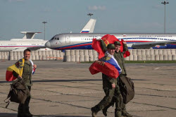 Russian prisoners of war return home