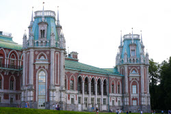 Warm weather in Moscow