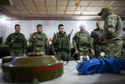 Russian sappers training in Lugansk People's Republic