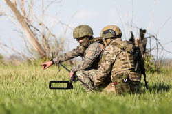 Russian sappers training in Lugansk People's Republic