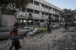 Aftermath of Israeli airstrike on school in Gaza city