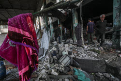 Aftermath of Israeli airstrike on school in Gaza city