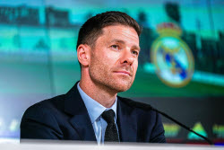XABI ALONSO REAL MADRID PRESENT