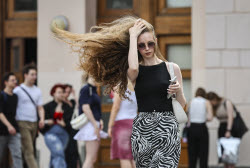 Moscow experiences very warm temperatures
