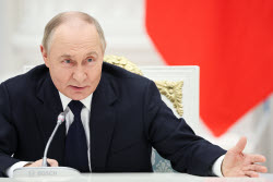 President Putin meets with Russian business leaders