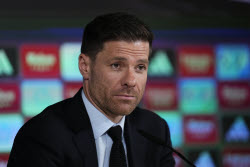 Real Madrid unveil new head coach signing Xabi Alonso