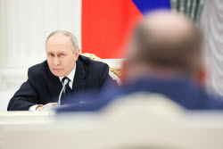 President Putin meets with Russian business leaders