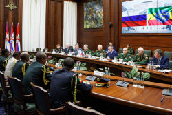 Russia's Deputy Defence Minister Fomin meets with Ethiopia's Chief of General Staff Gelelcha