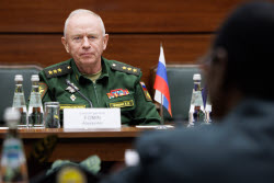 Russia's Deputy Defence Minister Fomin meets with Ethiopia's Chief of General Staff Gelelcha