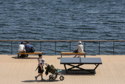 Moscow hit by heat wave