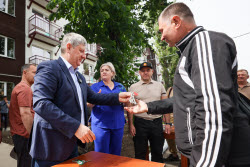 Key presentation ceremony in Avdeyevka