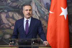 Russian and Turkish foreign ministers hold talks in Moscow